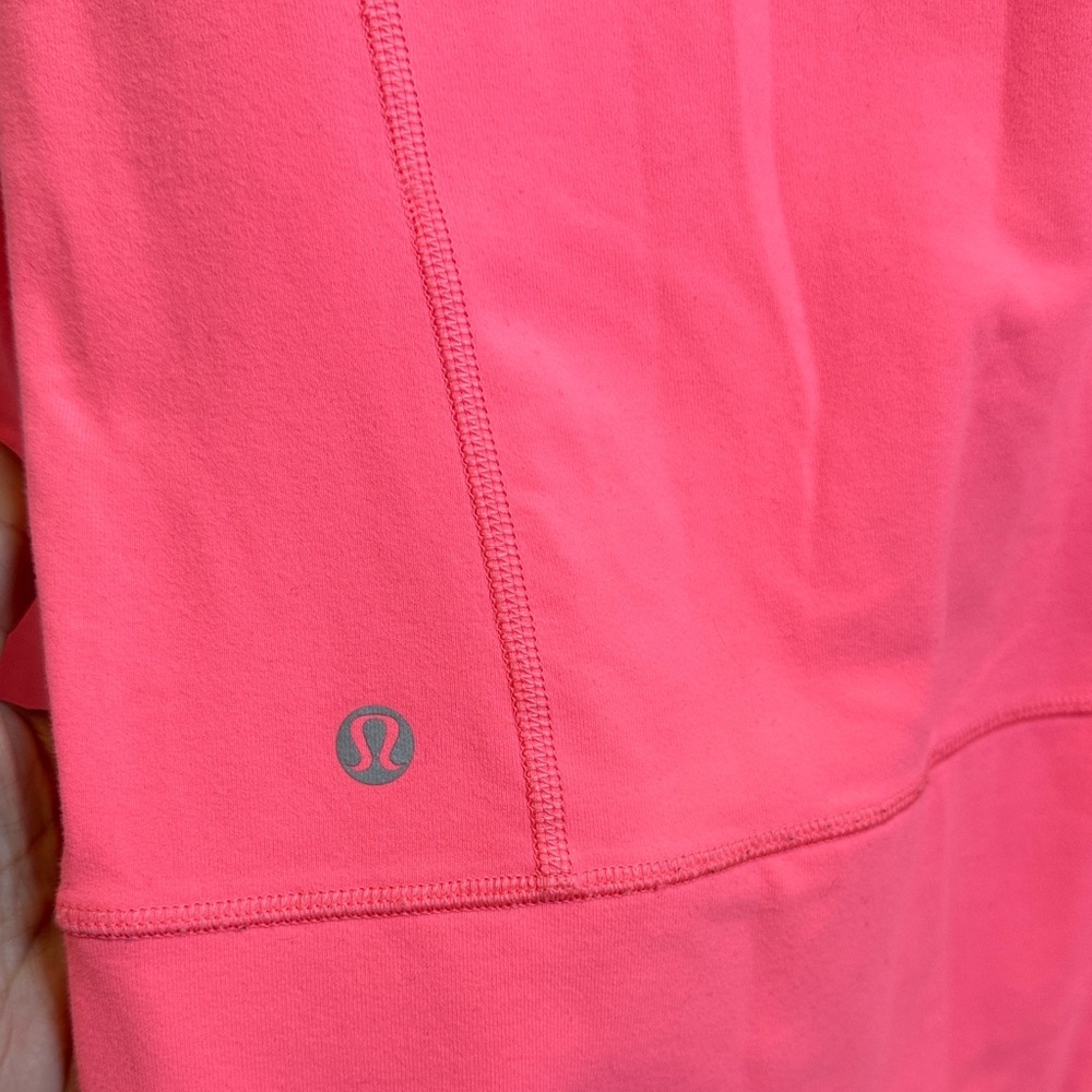Lululemon in stride - Picture 3 of 5